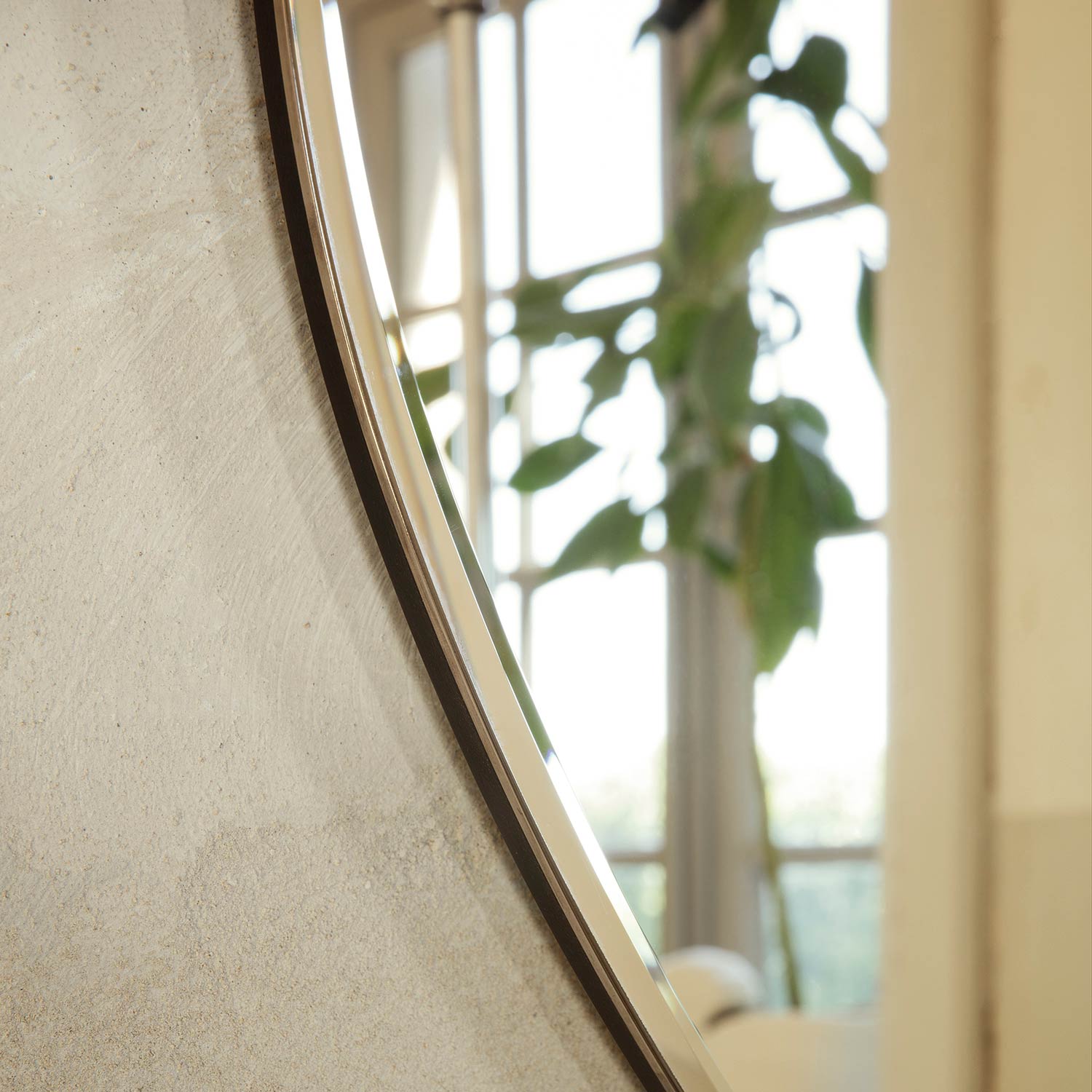 ferm living pond spiegel klein chrom close up 88424