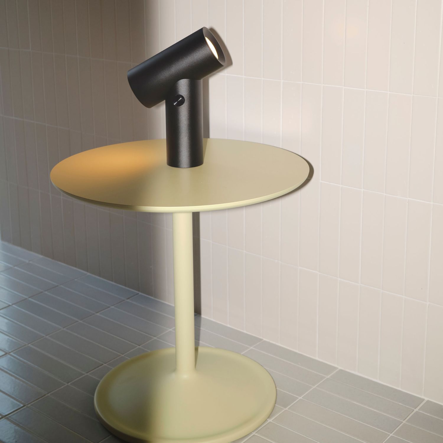 Muuto - Beam Portable LED Tischlampe schwarz