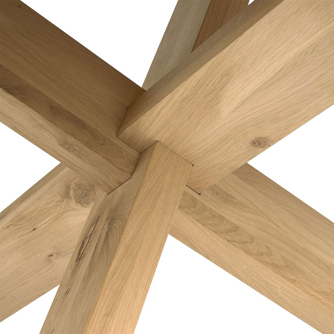 extreme close up circle tisch ethnicraft 88737