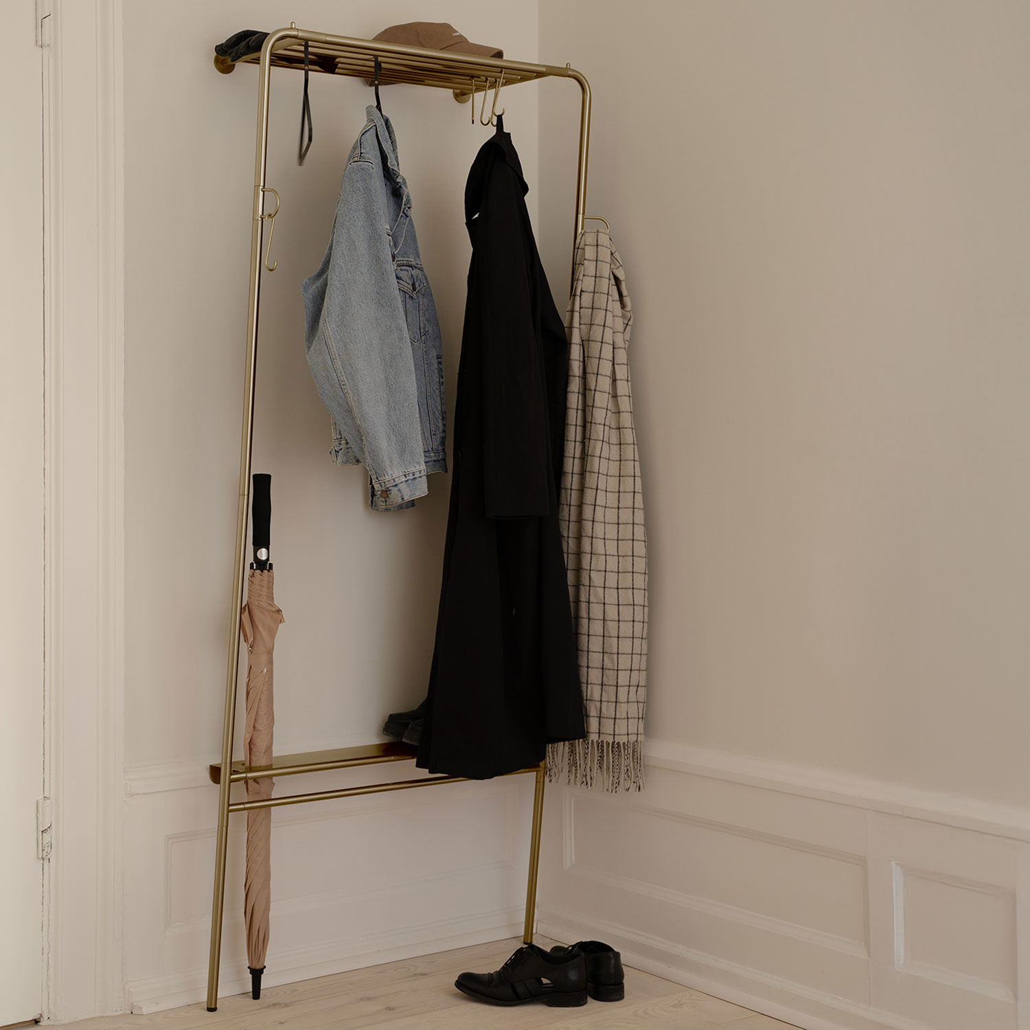 UMAGE - Lean On Me Garderobe stahl