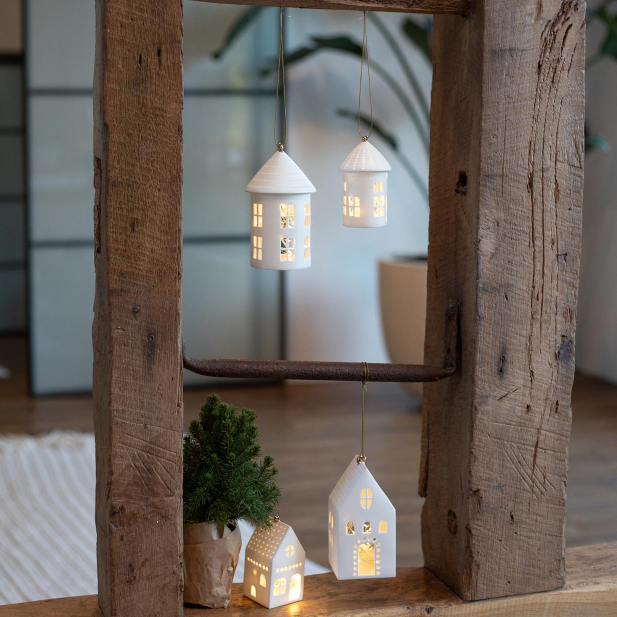 haengendes windlicht lichthaeuser raeder design lifestyle 86114