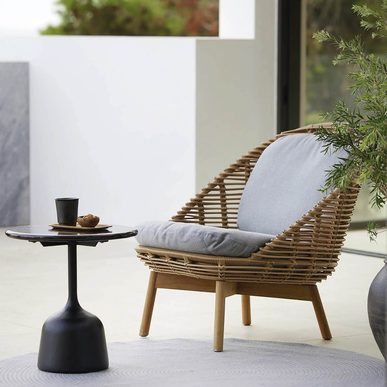 cane line glaze couchtisch klein schwarz terrasse ambiente 89174