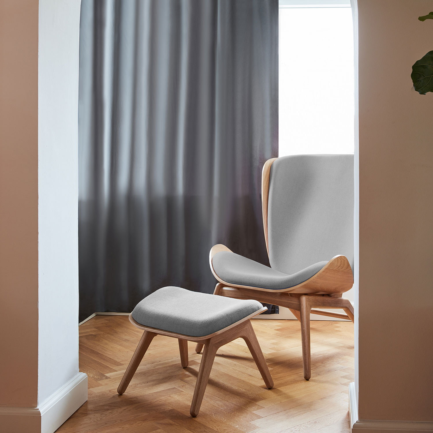 the reader ottoman mit reader umage 59229