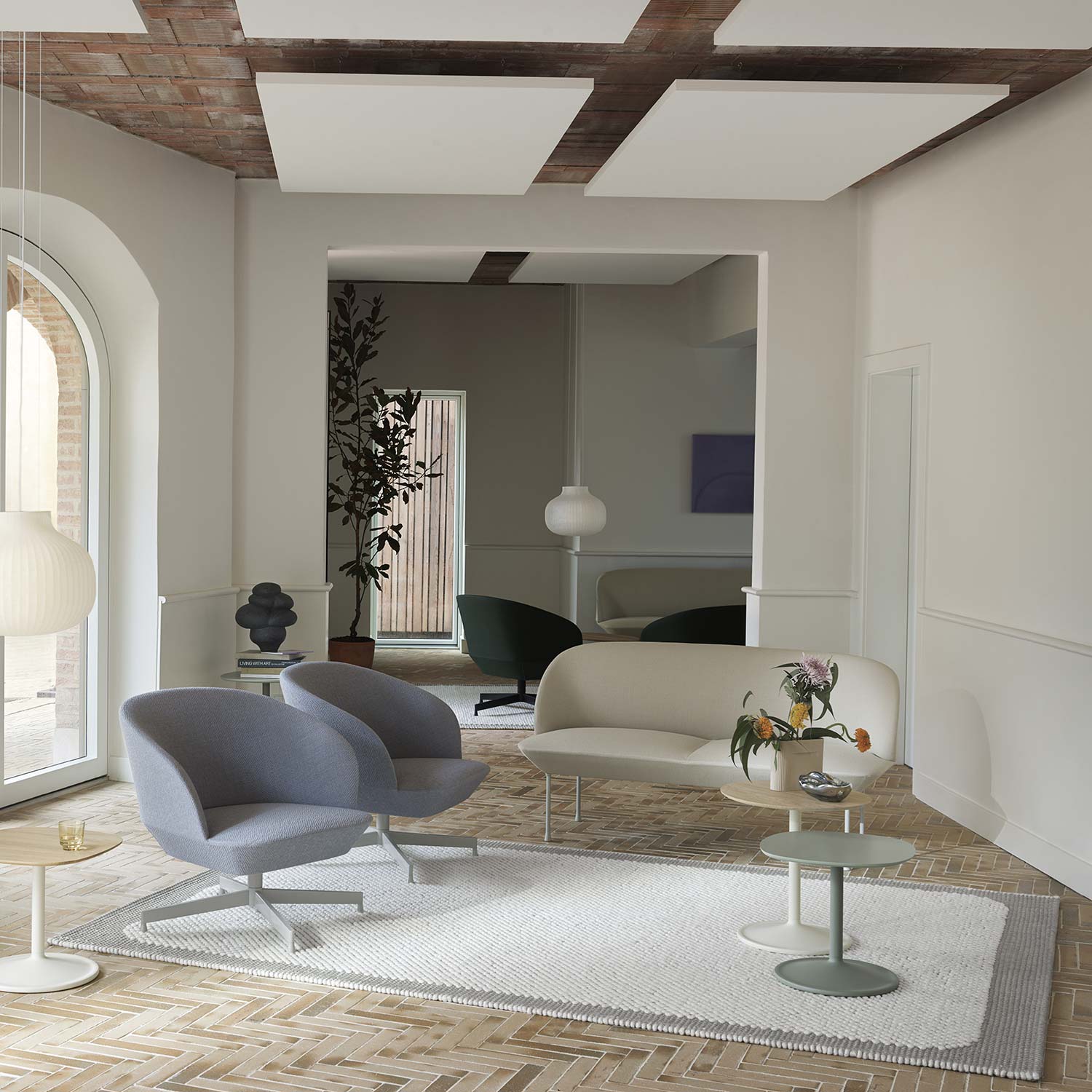 light grey pebble muuto 89515