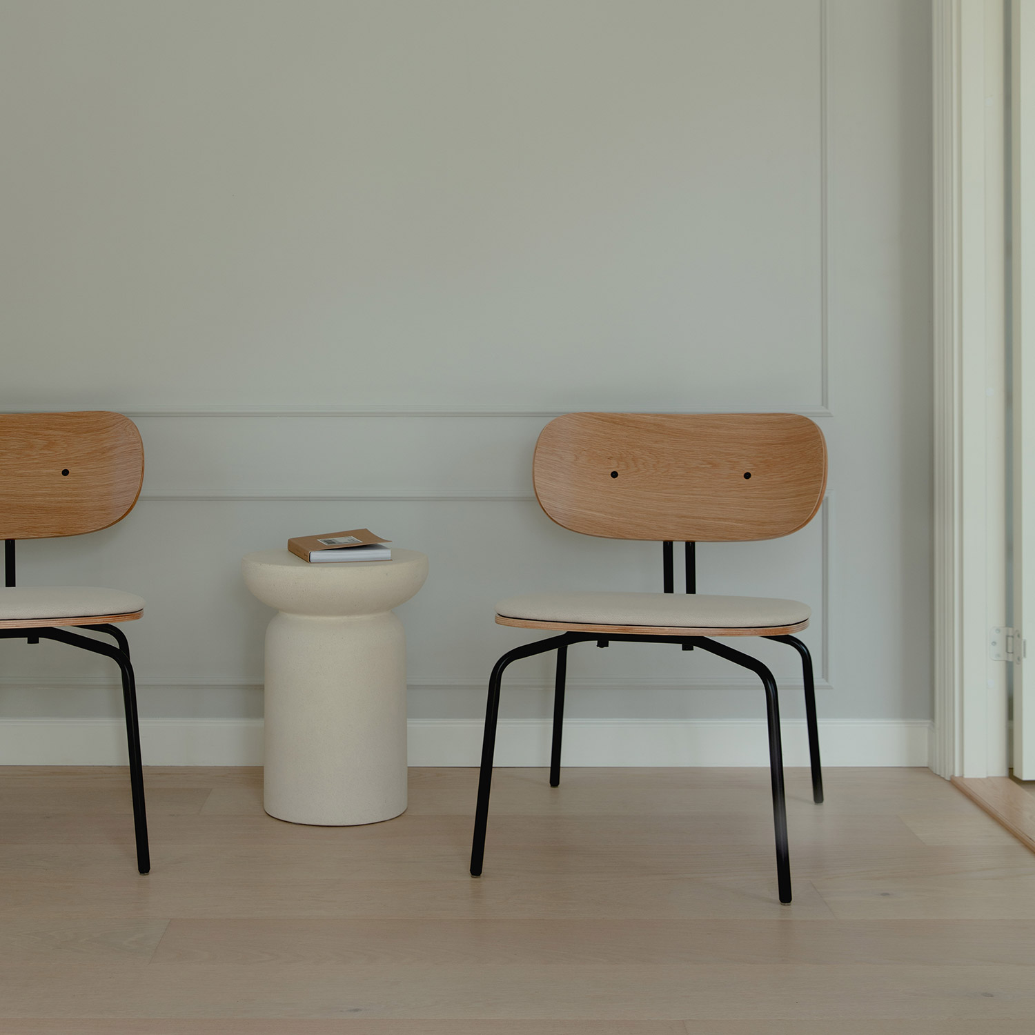 umage curios lounge chair eiche schwarz sterling 106354