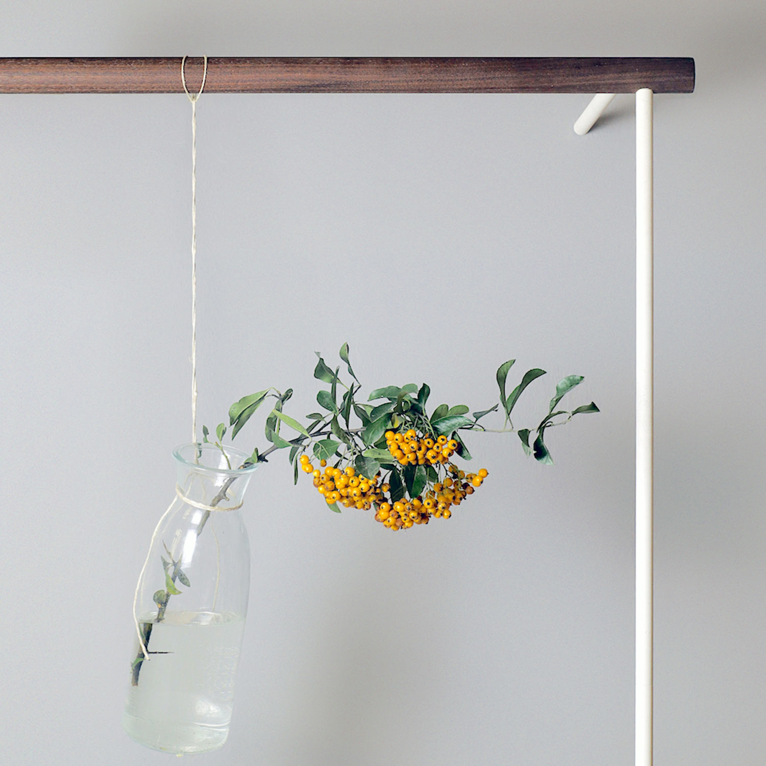 roomsafari leanon ll weiss anlehngarderobe detail 71490