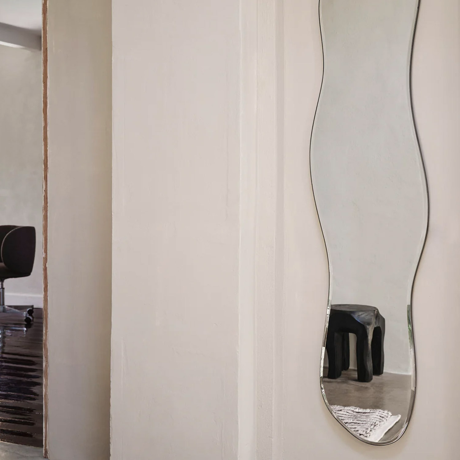 ferm LIVING Pond Spiegel volle Groesse Ambiente 104666