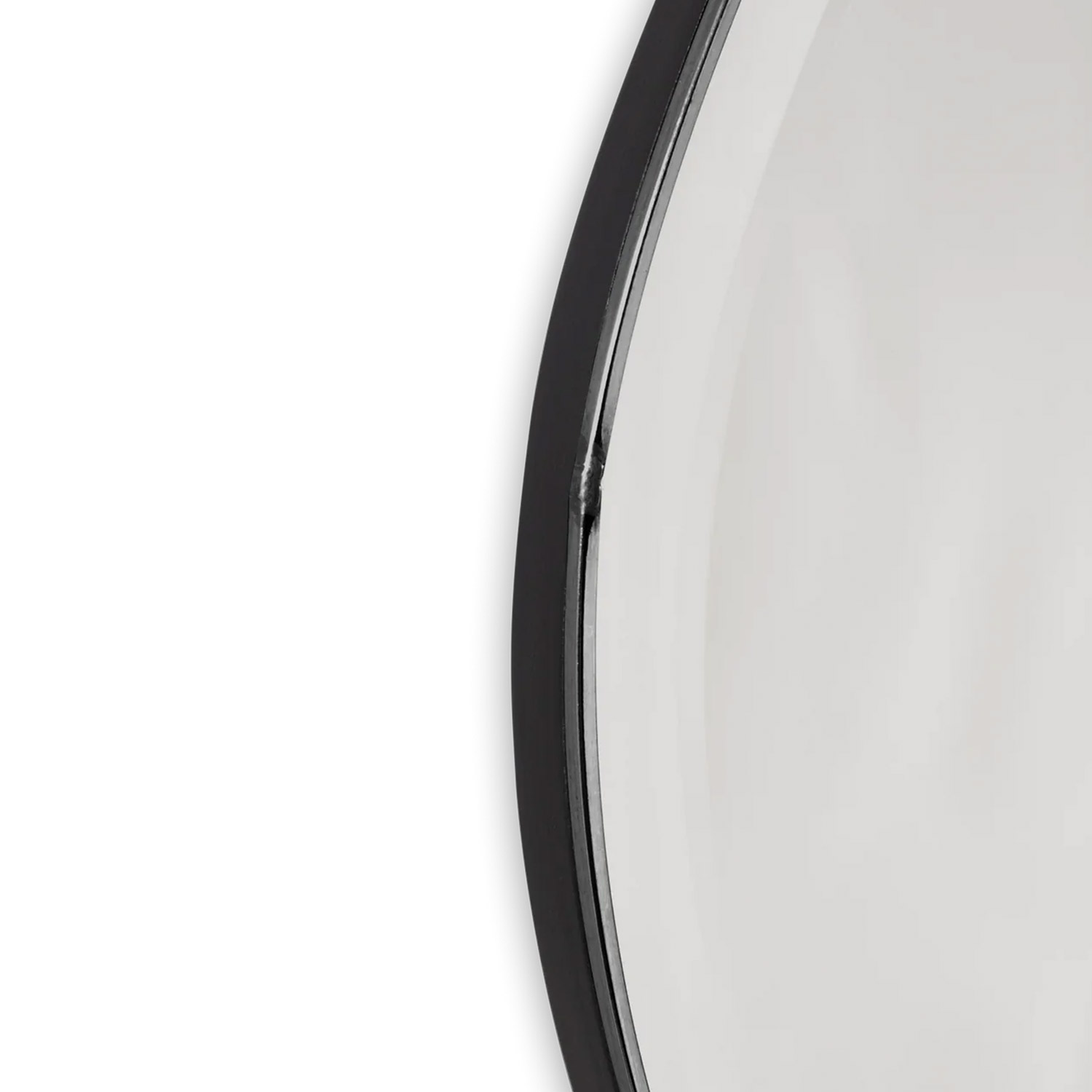 ferm LIVING Pond Spiegel volle Groesse chrom Detail 104667