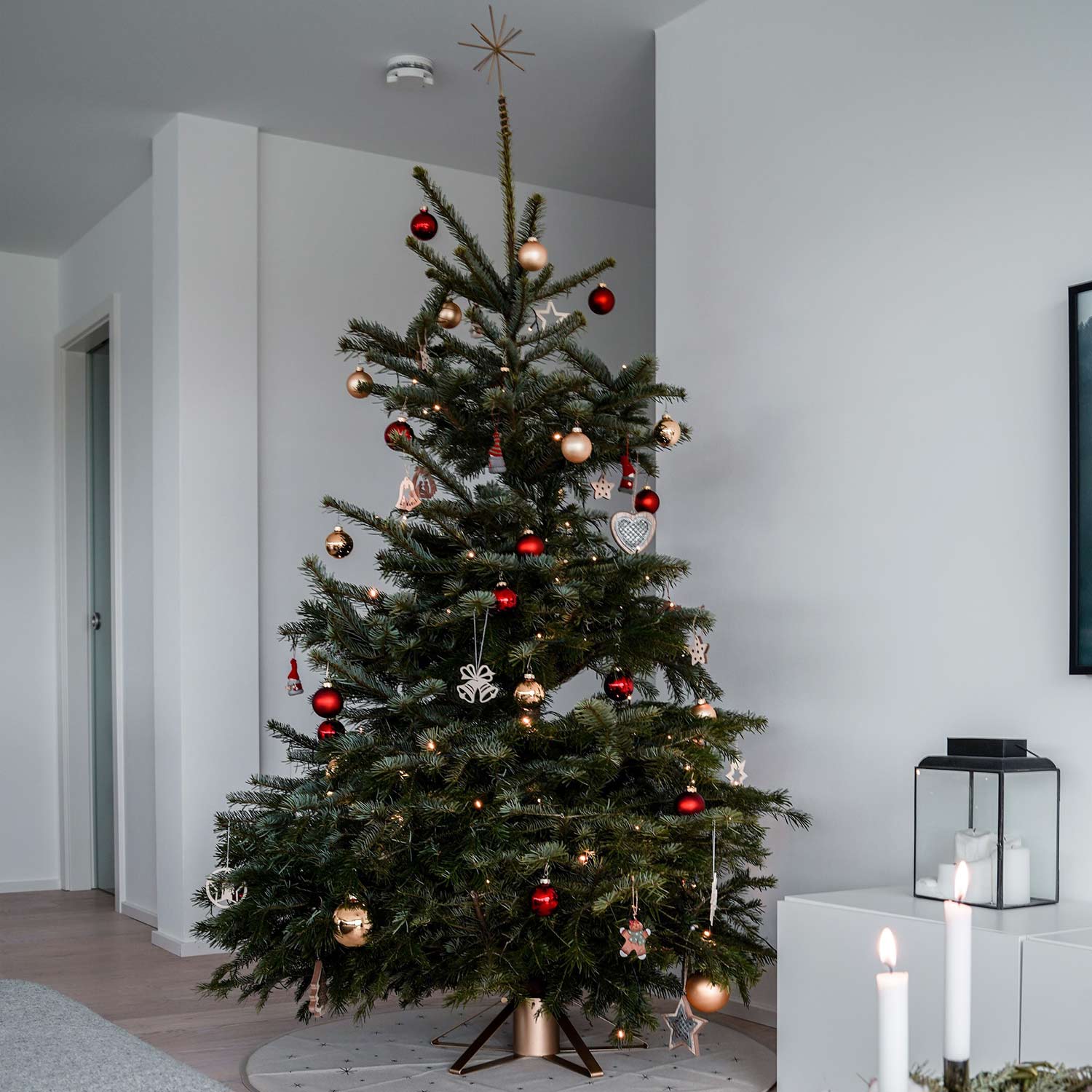 ferm living weihnachtsbaum staender 63938