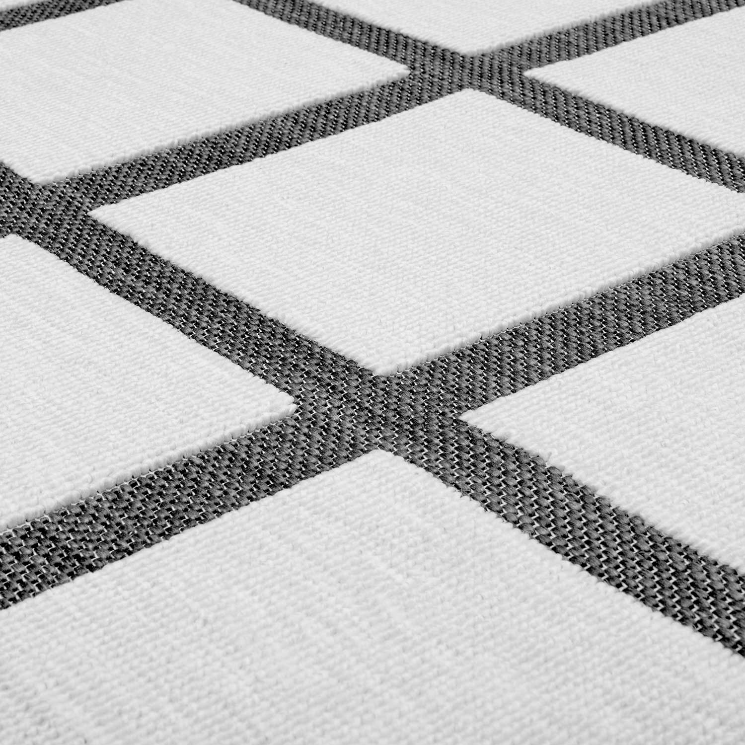 fatboy carpretty catwalk checky black white detail 99858