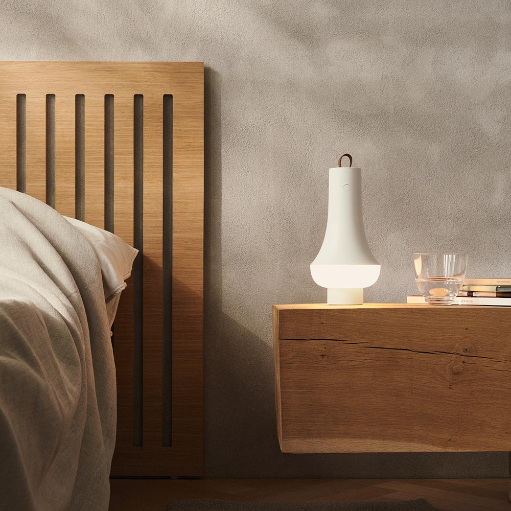 Louis Poulsen Tomoshi Portable weiss nachttischlampe 106312