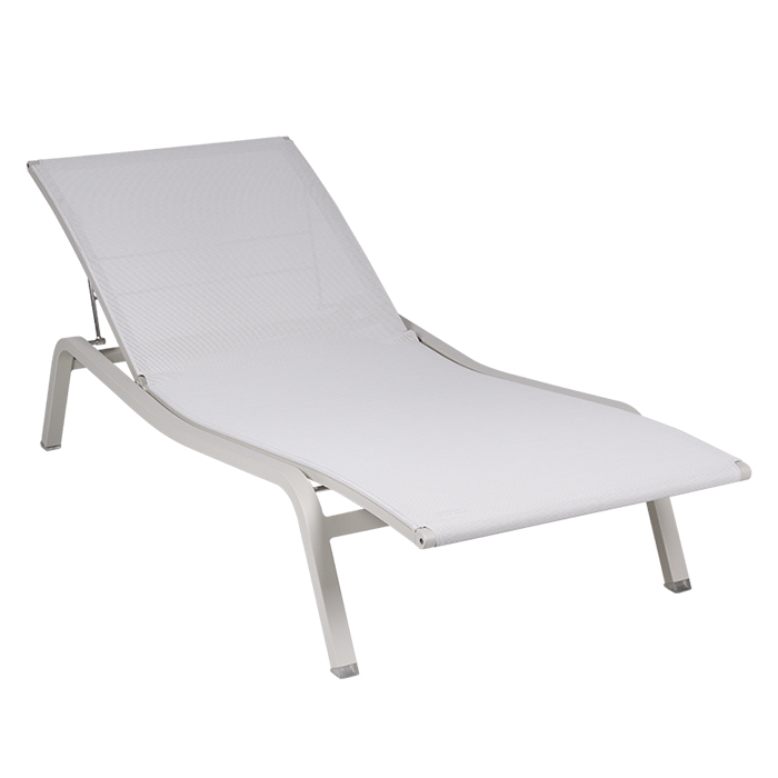 fermob alize sonnenliege lehmgrau 64624