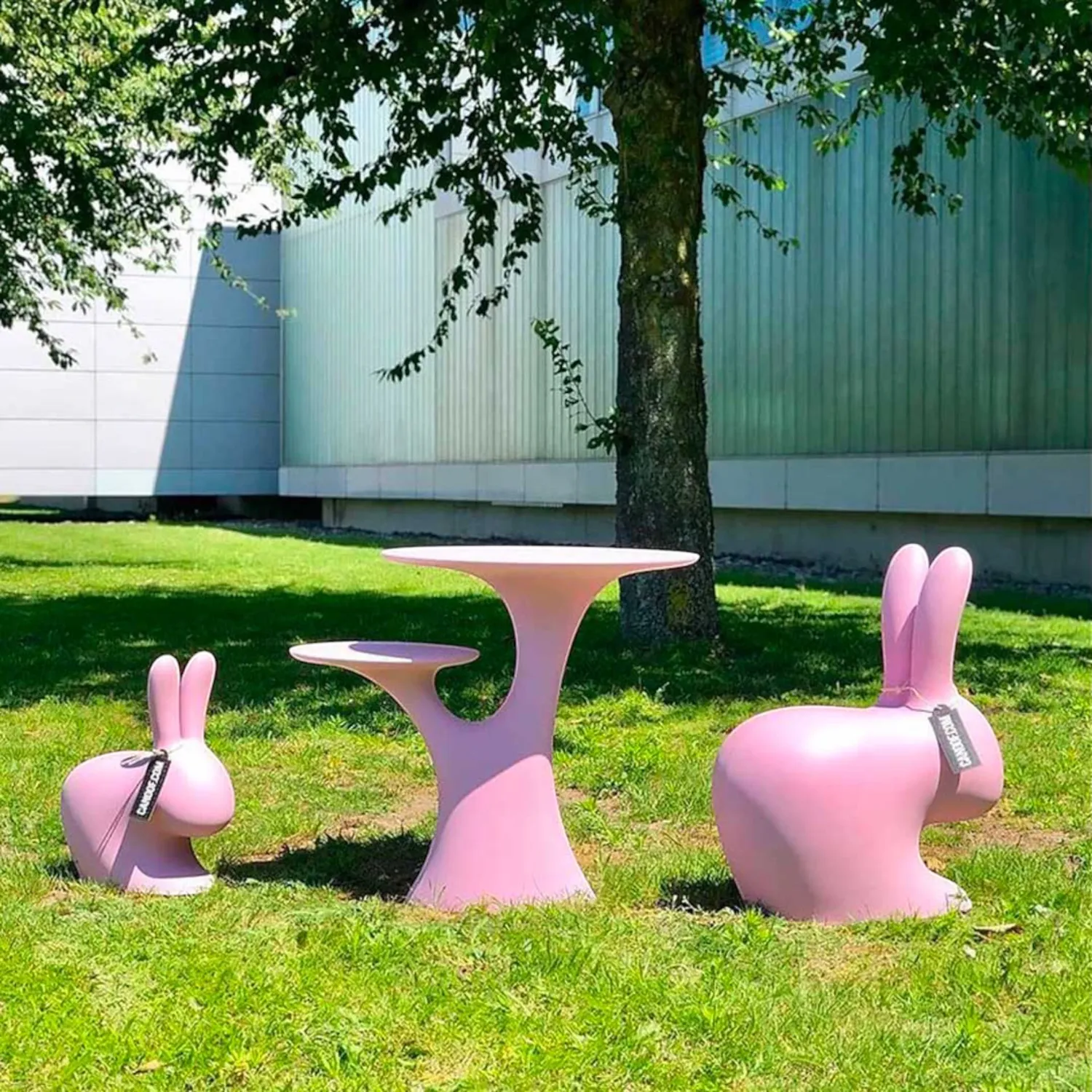 Qeeboo - Rabbit Tree pink