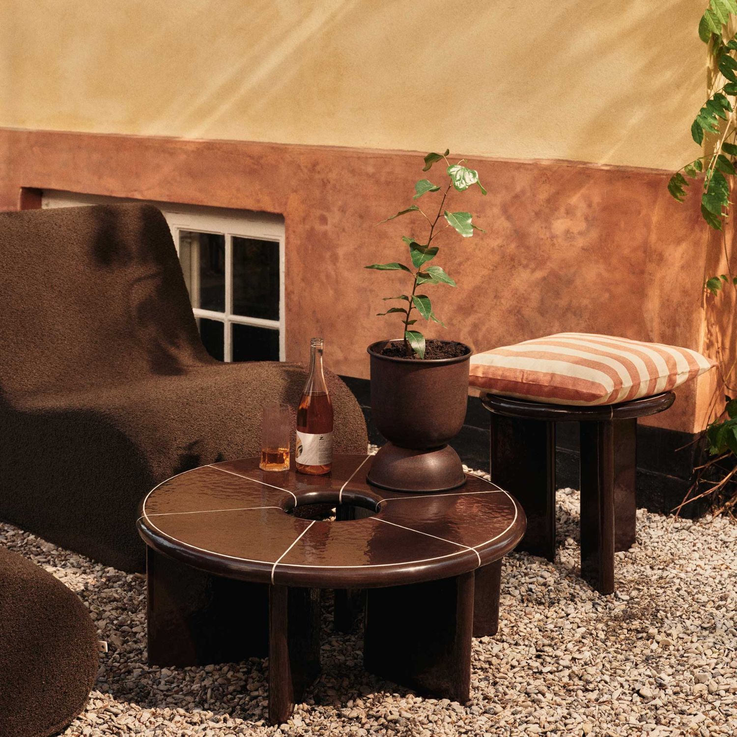 Ferm Living - Hourglass Pot rust extra small