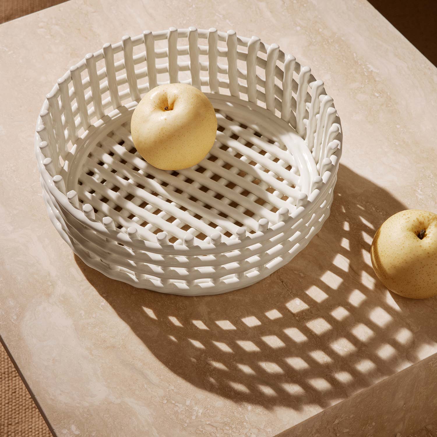 ferm living ceramic centrepiece obstschale 66559