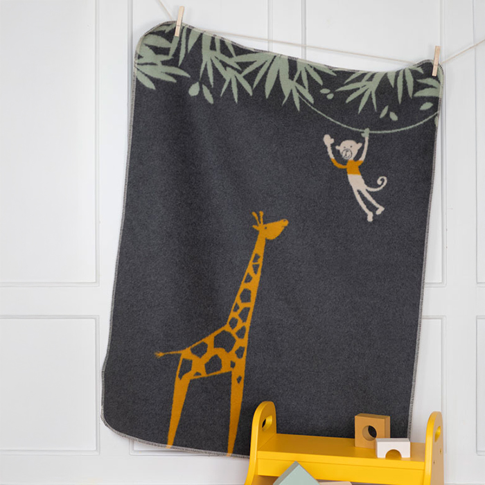 David Fussenegger - Giraffe Babydecke