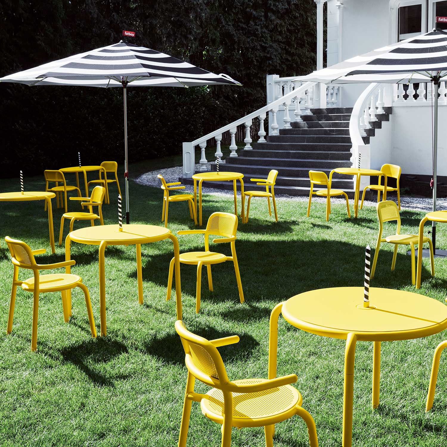 fatboy sonnenschirm stripesol schwarz mit toni 58997