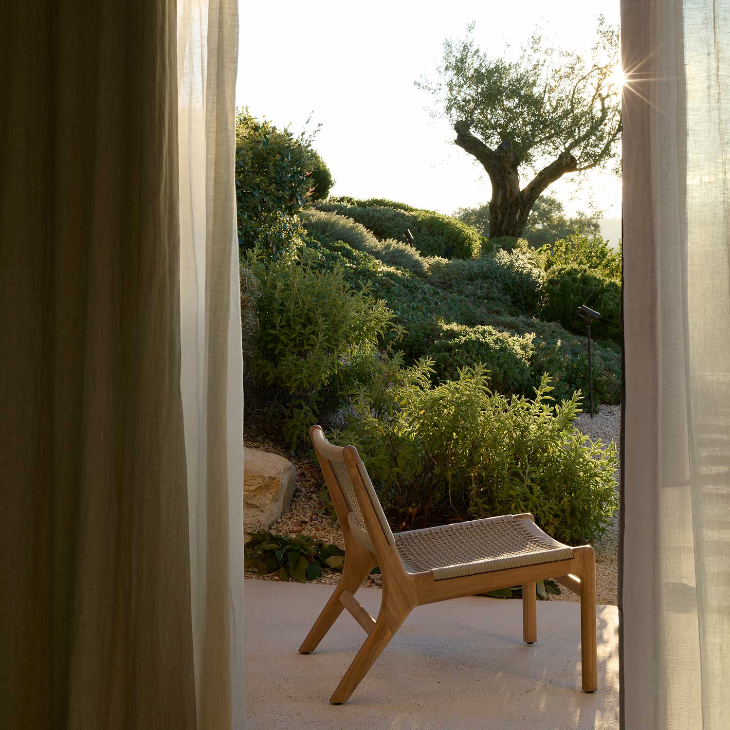 Ethnicraft - Jack Woven Outdoor Loungesessel