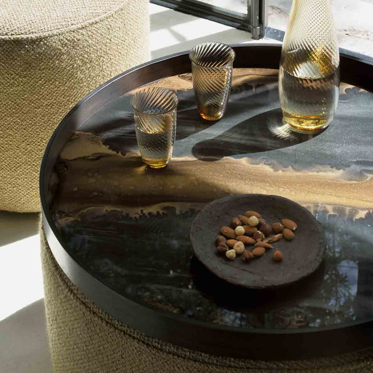 ethnicraft barrow sitzhocker lifestyle ginger tief hoch tablett 85446