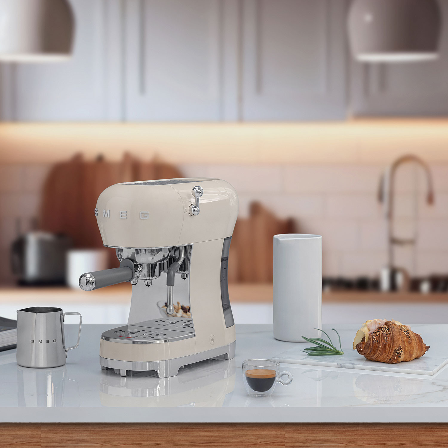 smeg espressomaschine ecf02 creme kueche 95332