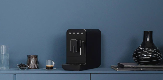 Technik Haushaltstechnik SMEG Kaffeevollautomat