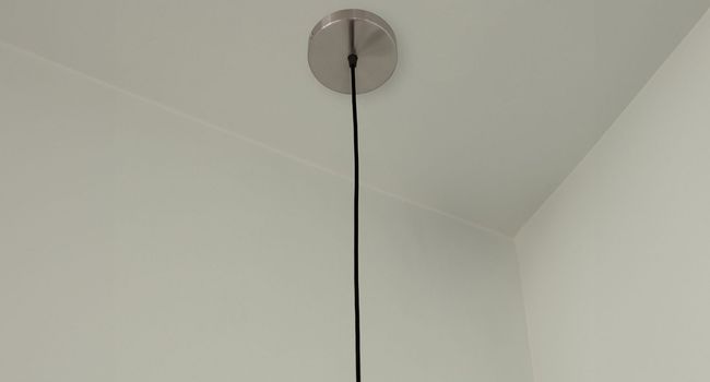 UMAGE Leuchten Zubehör Rosette Kabelset an Decke befestigt