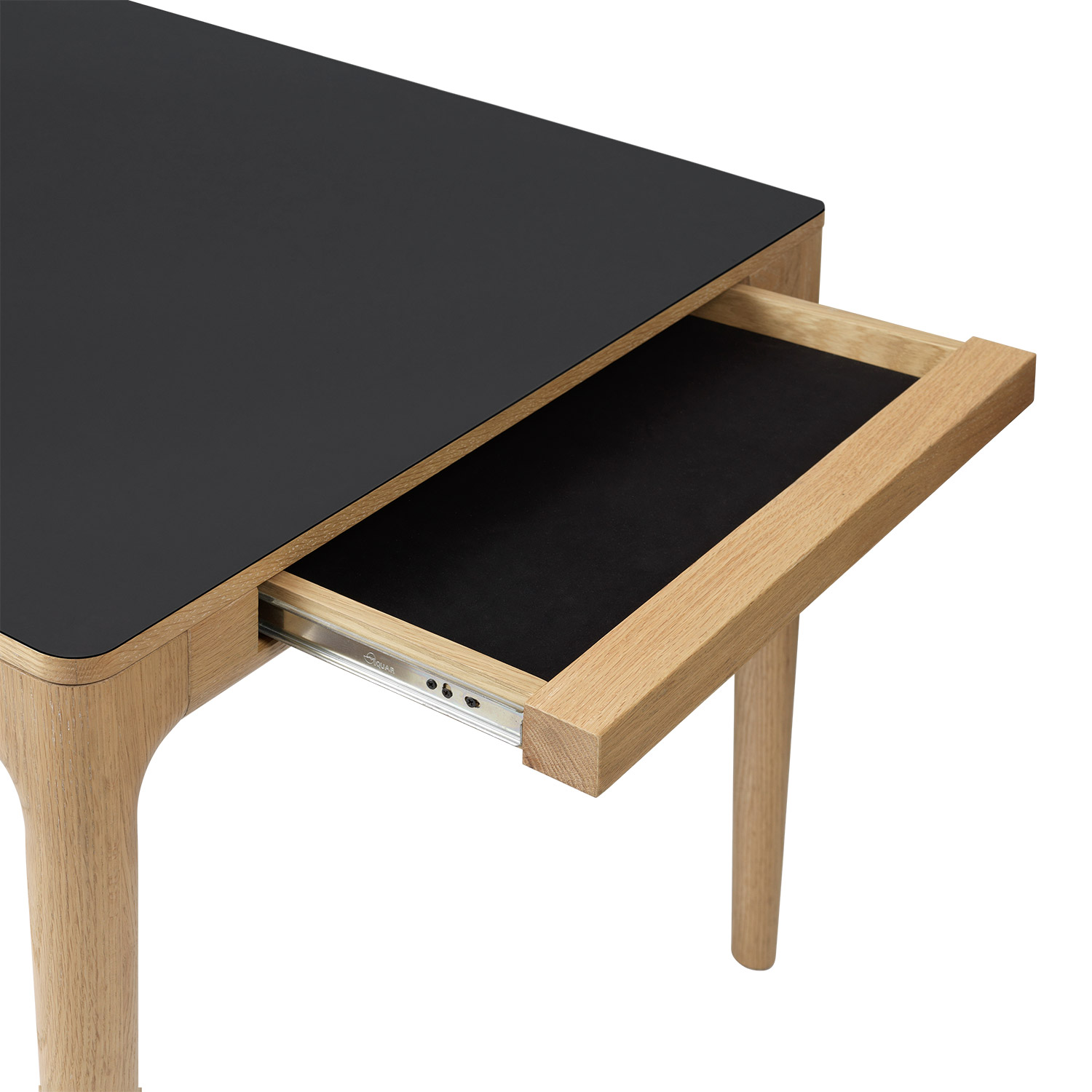 UMAGE heart n soul dining table obsidian black detail 98052