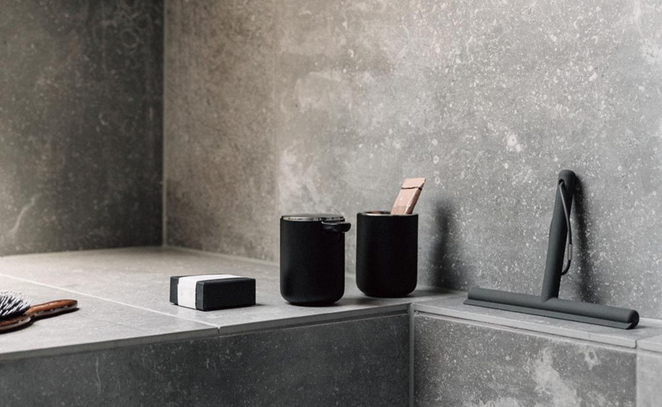 Bad Badezimmer Badewanne Seifenspender Zahnputzbecher