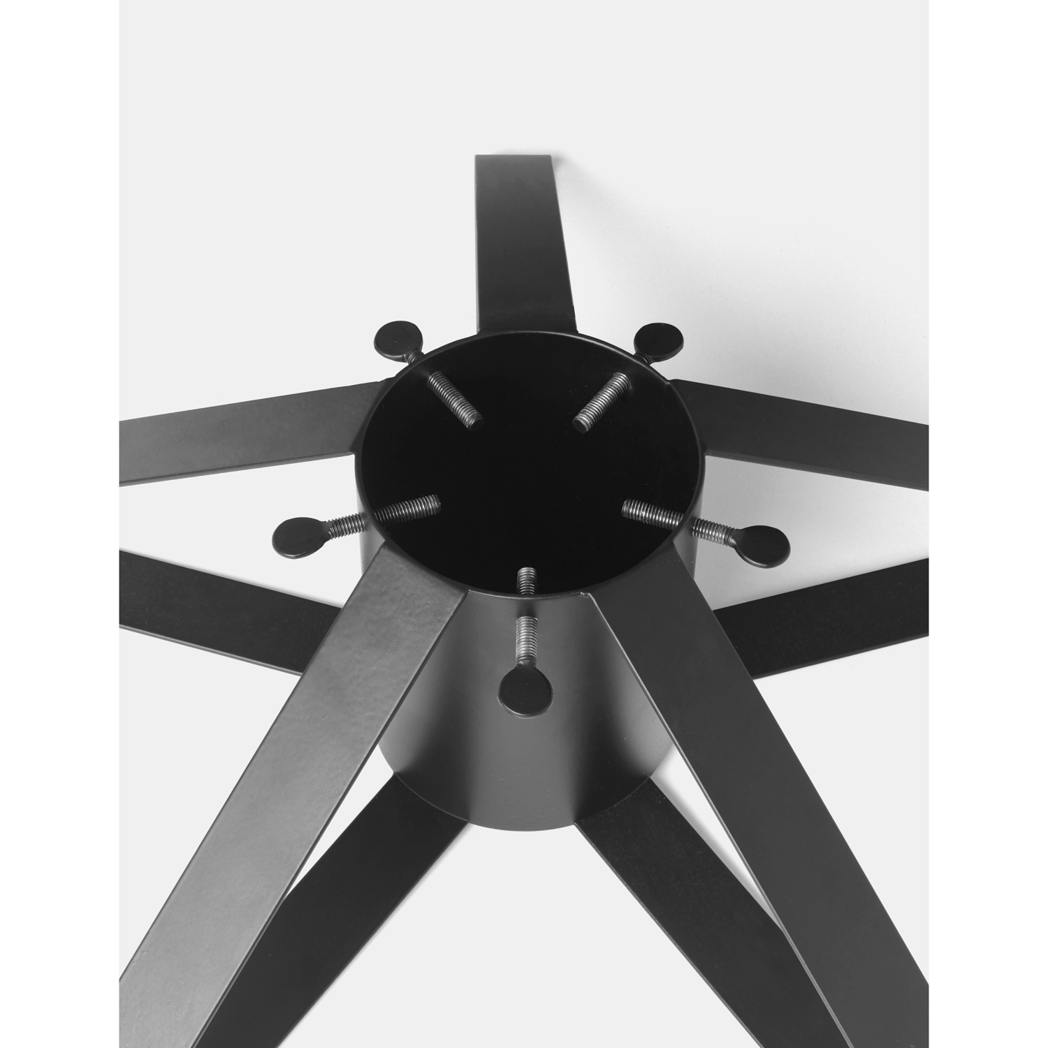 ferm living christbaumstaender schwarz 24161 2