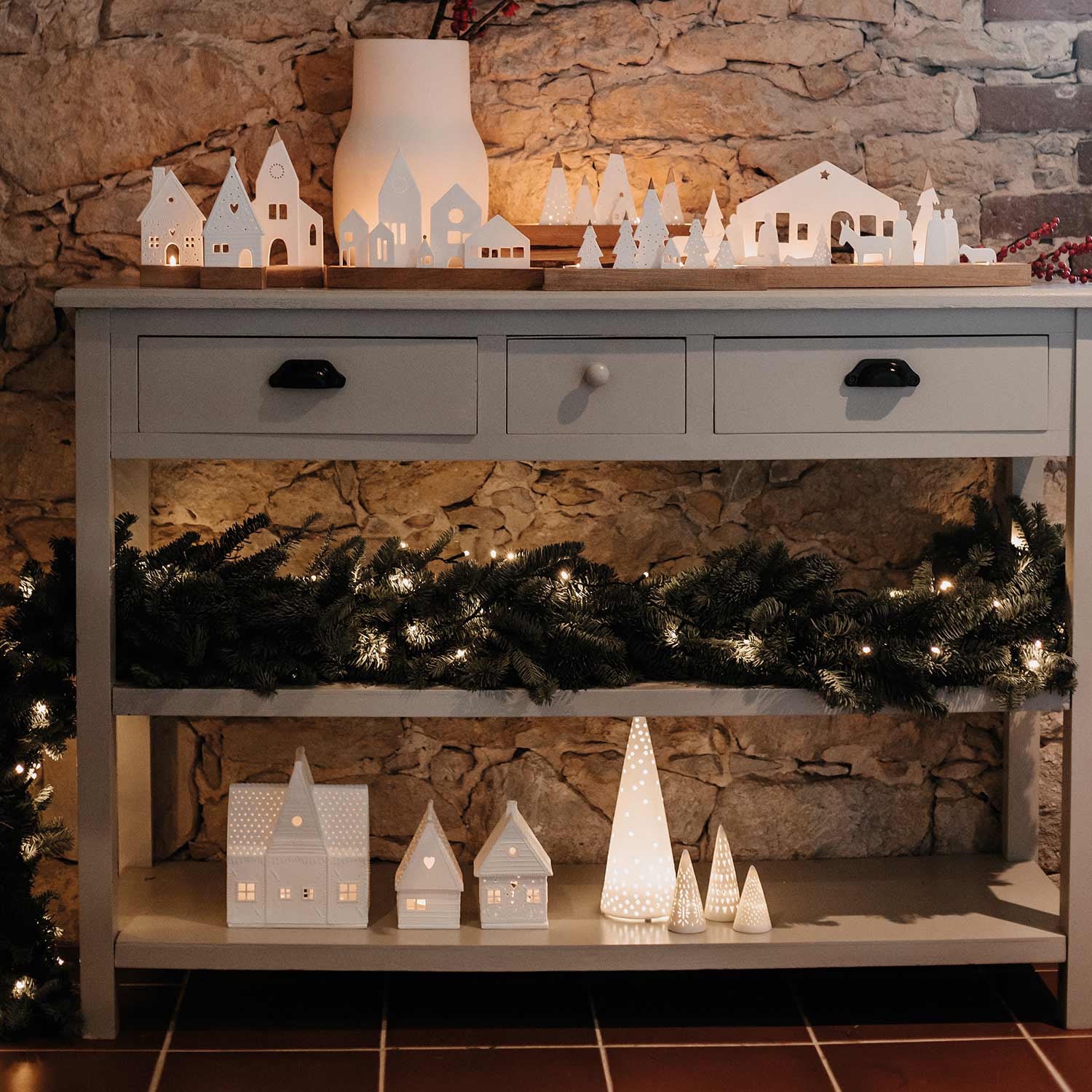 raeder lichtobjekte lichthaeuser 76053