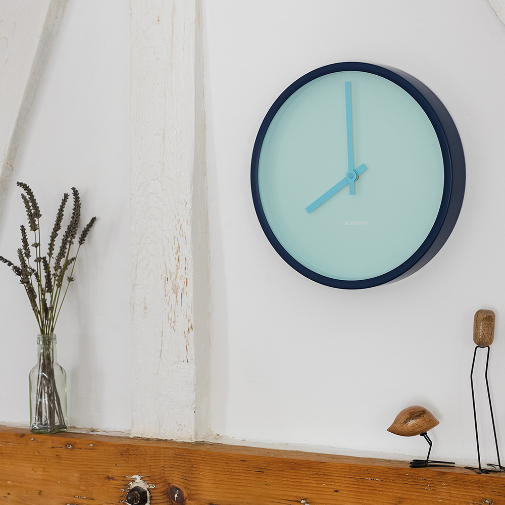 REMEMBER - Wanduhr Forest