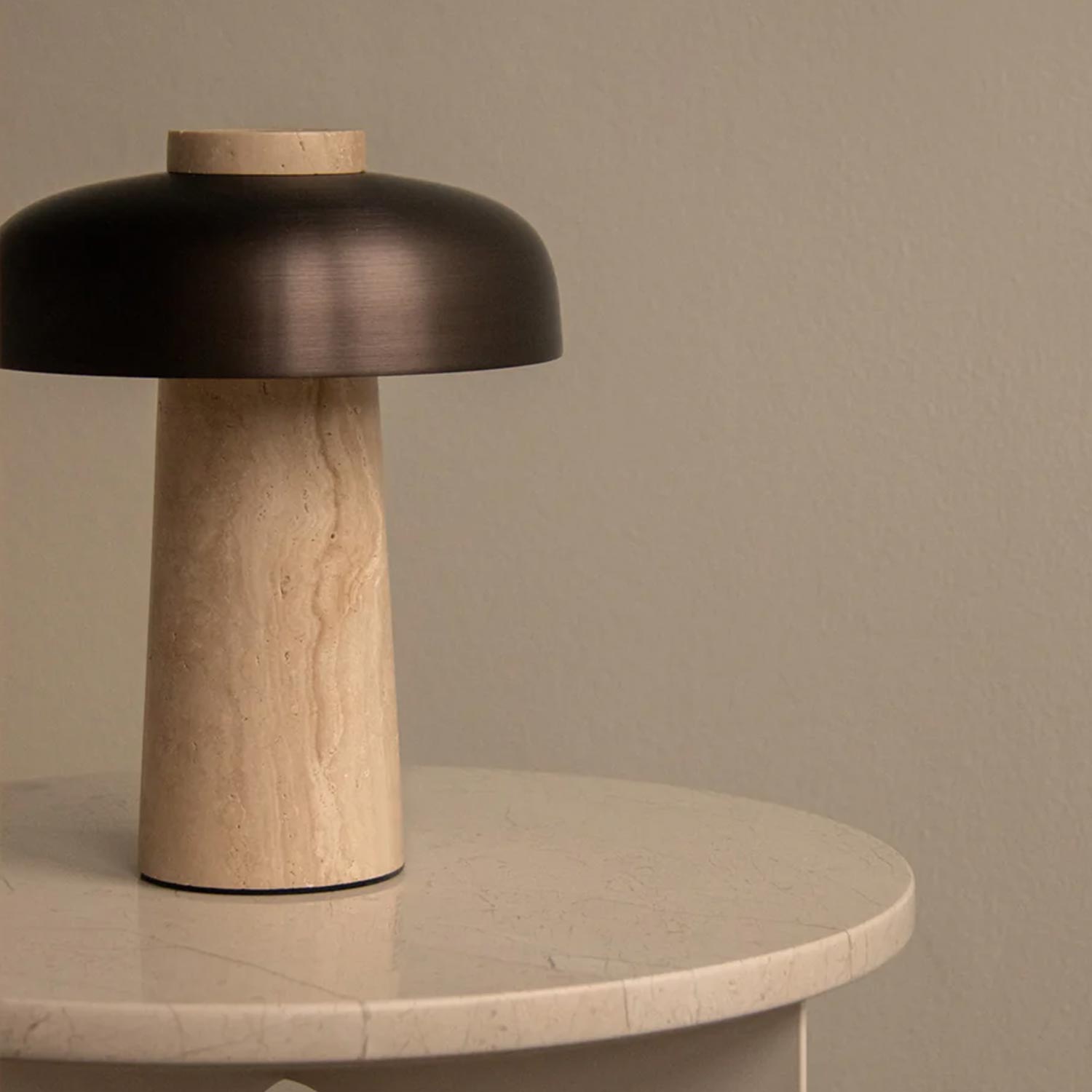 Audo - Reverse Tischleuchte tragbar