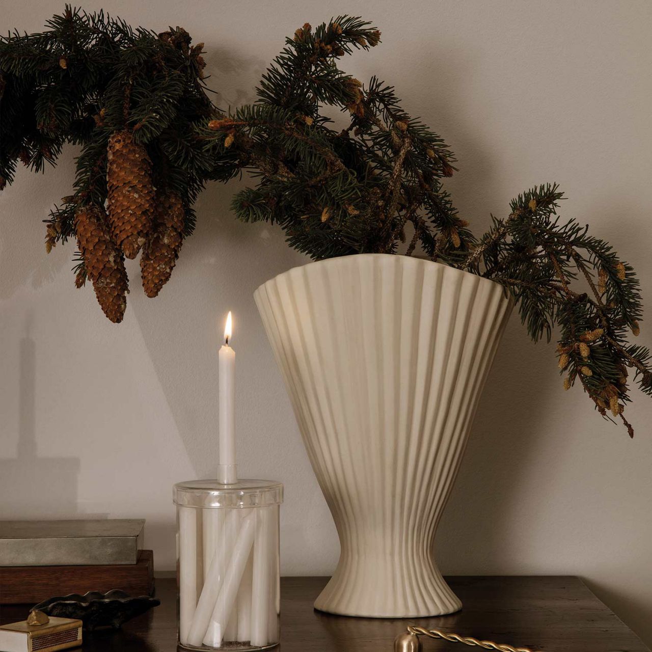 ferm living fountain vase kommode 85850 1280x1280 104443