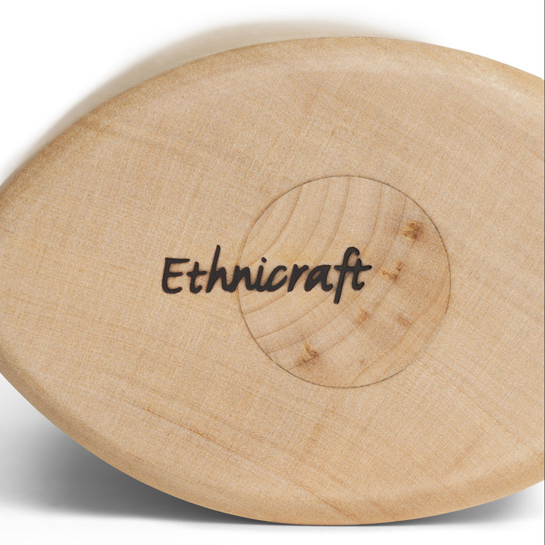 29870 ethnicraft buchstuetzen bergahorn praegung freisteller 86381