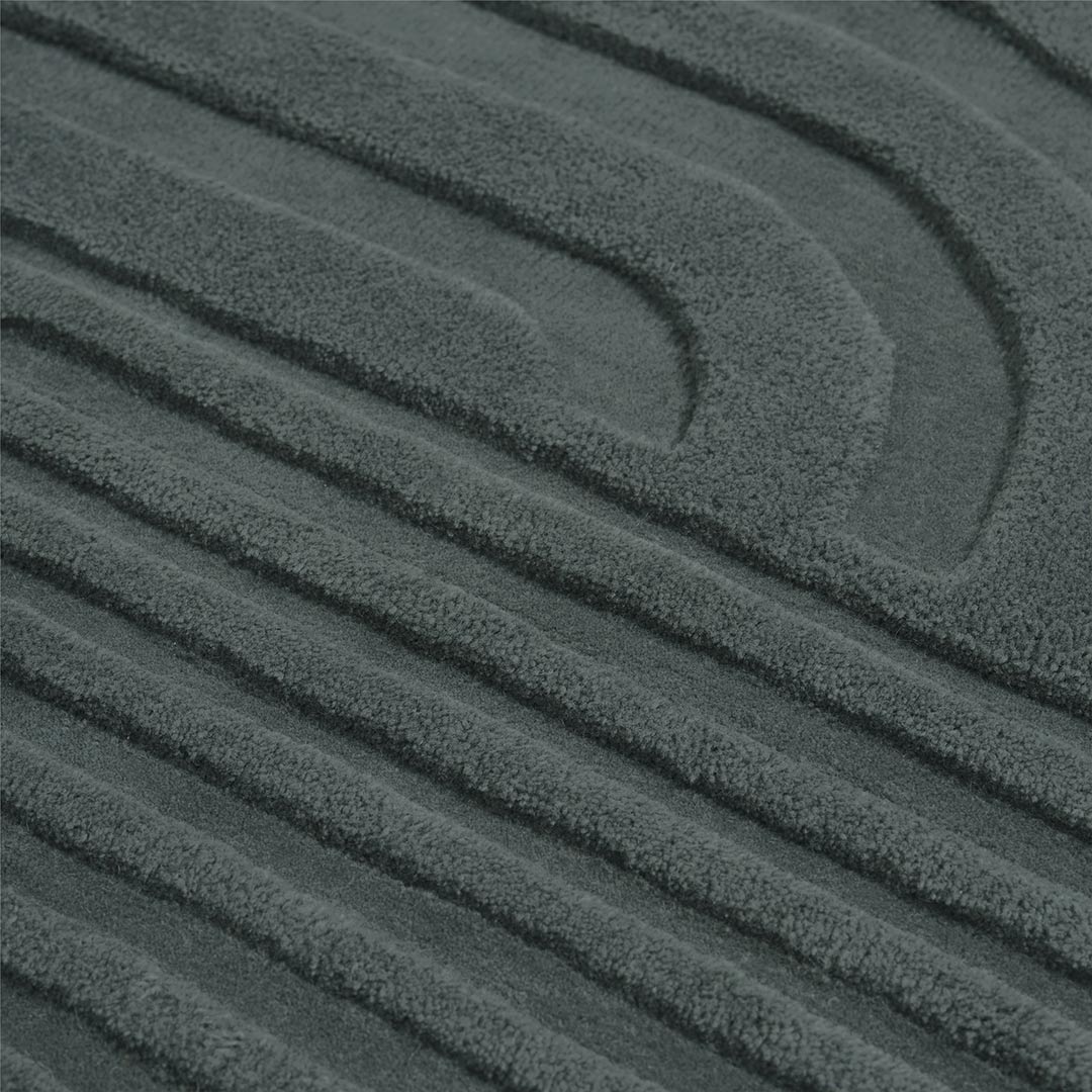 muuto relevo teppich burnt dunkelgruen close up 84724