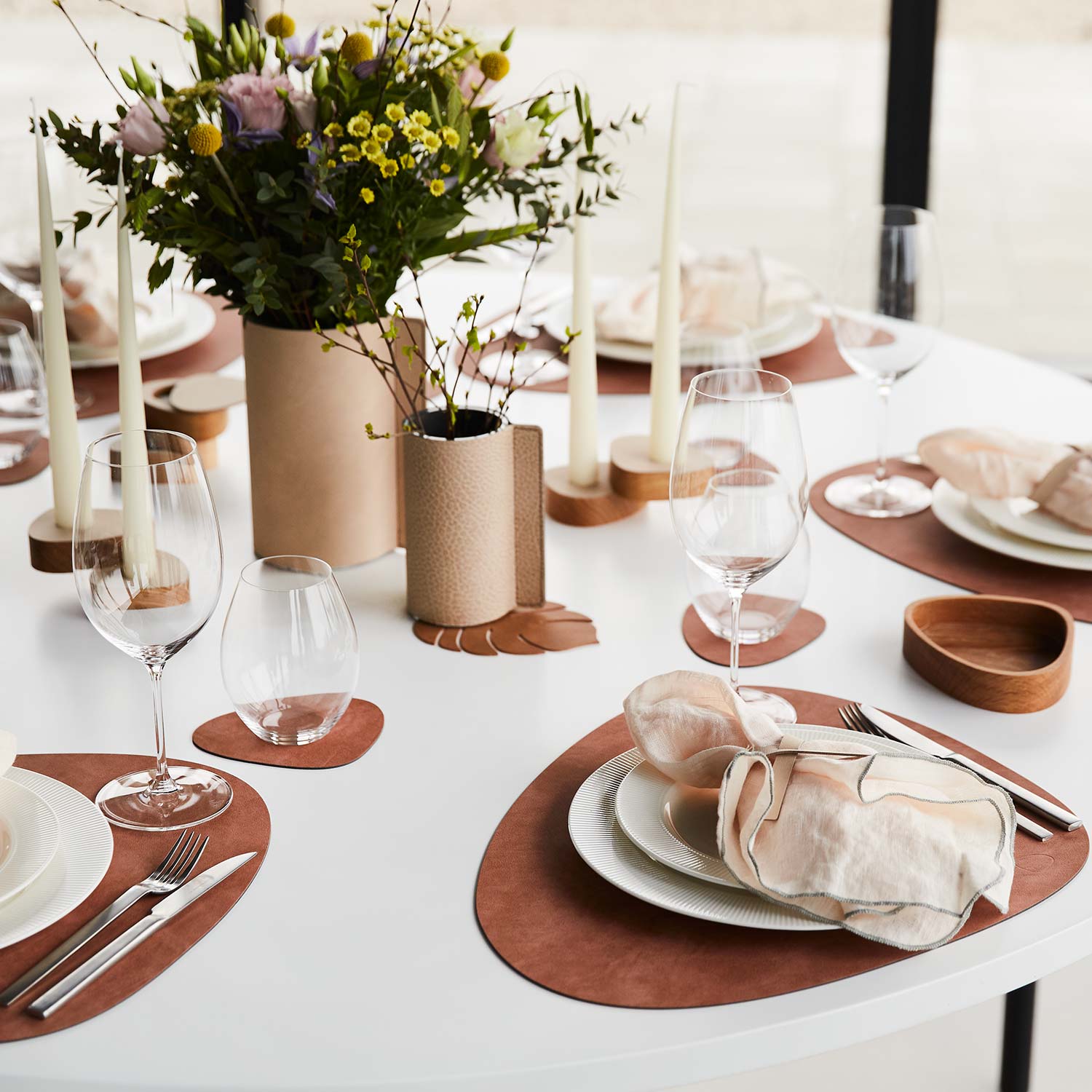 lind dna Table Mat Curve Nupo blush tafel 61263