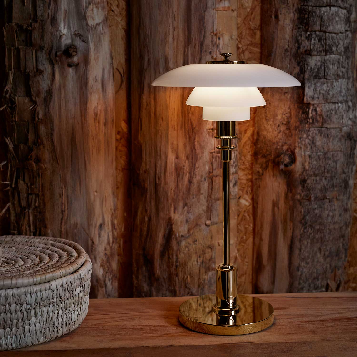 Louis Poulsen PH 2 1 Portable Tischleuchte Messing 106281