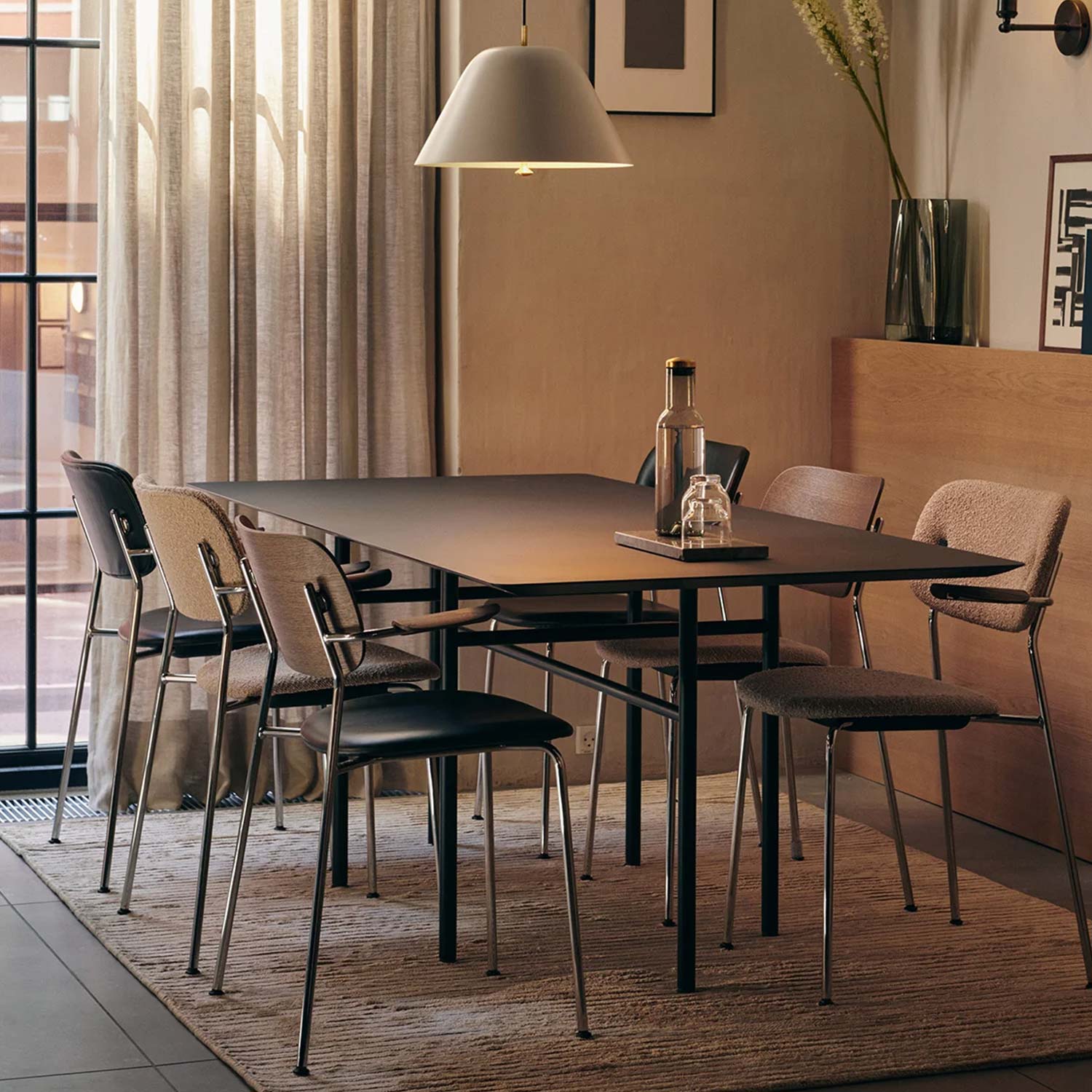 Audo - Co Dining Chair schwarz/Eiche dunkel Vollpolster 1001