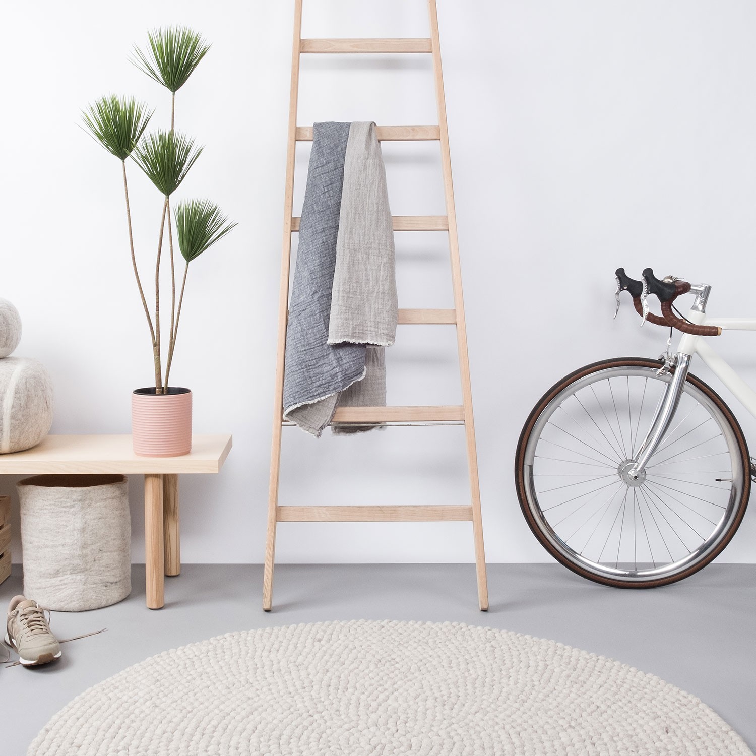 myfelt - Bela Filzkugelteppich rund 120 cm