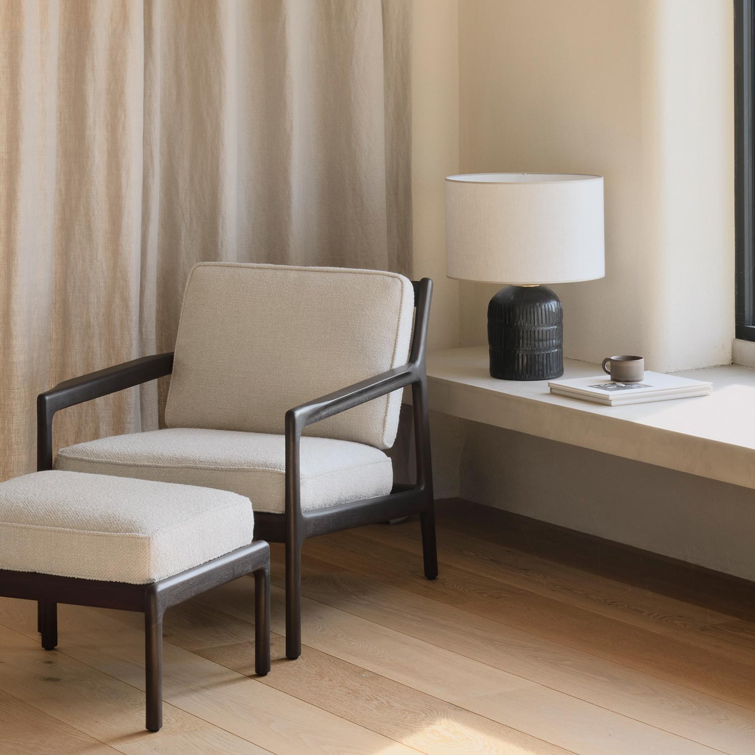 ethnicraft jack loungesessel mahagoni amb5 jpg 92518