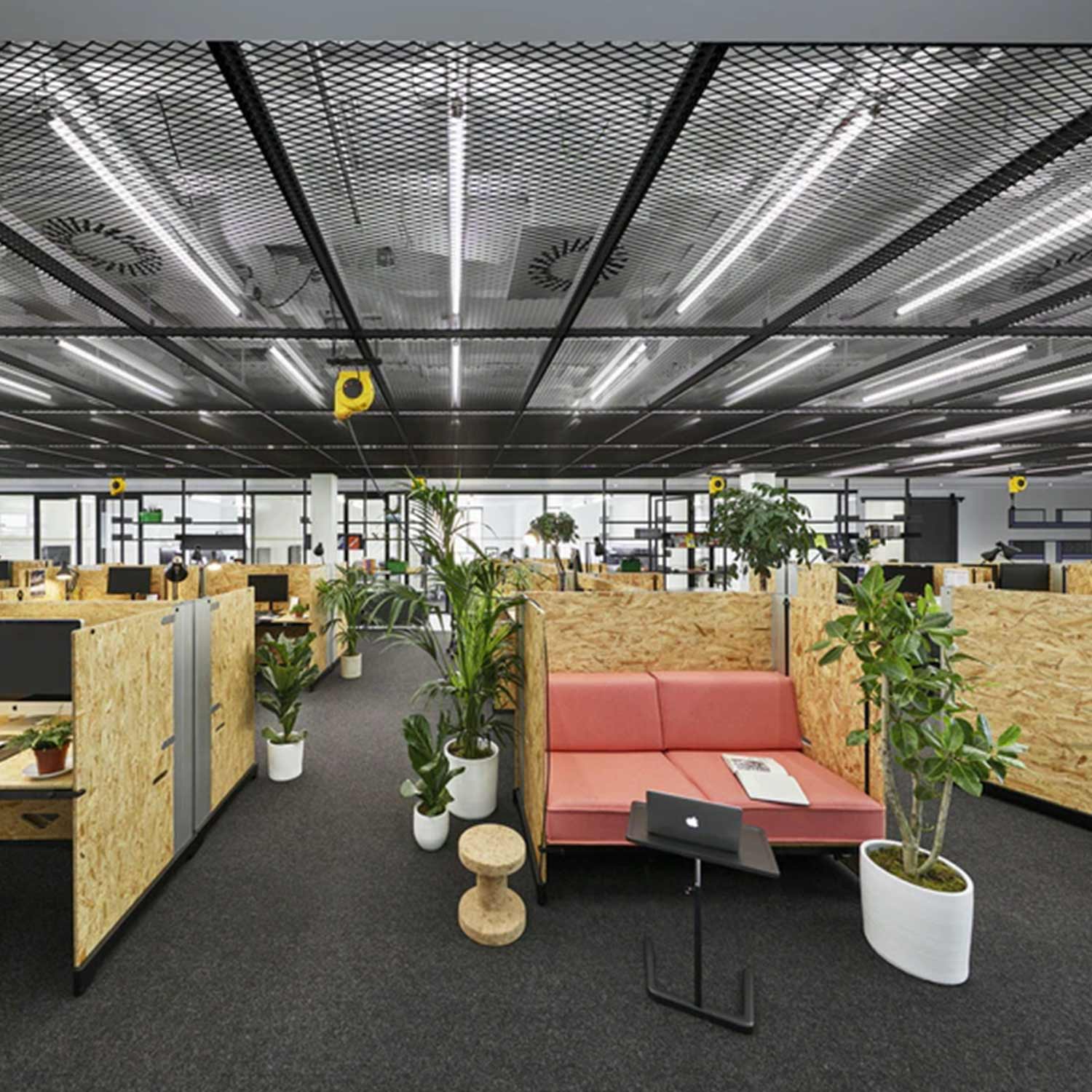 vitra nestable hoehenverstellbarer tisch 76327