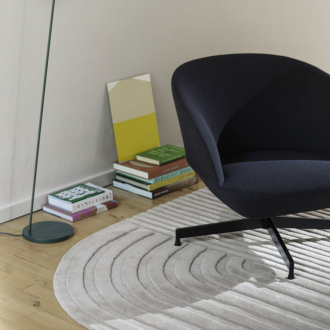 muuto relevo teppich burnt orange ambiente offwhite close up 84719