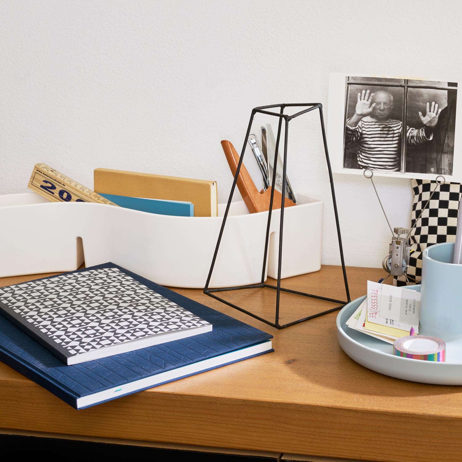 vitra S Tidy weiss 2