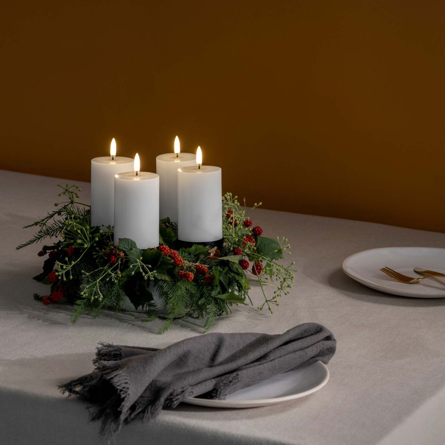 Uyuni Lighting - Geschenkbox LED Stumpenkerzen nordic white