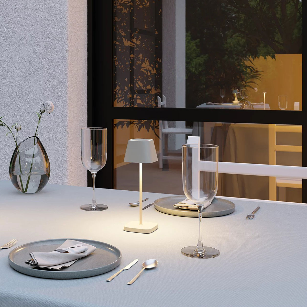 blomus - KODU Mobile LED Leuchte silk gray