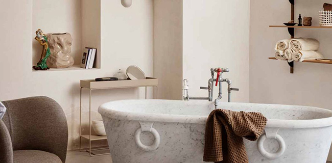 Ferm Living Plantbox Two Tier cashmere im Badezimmer