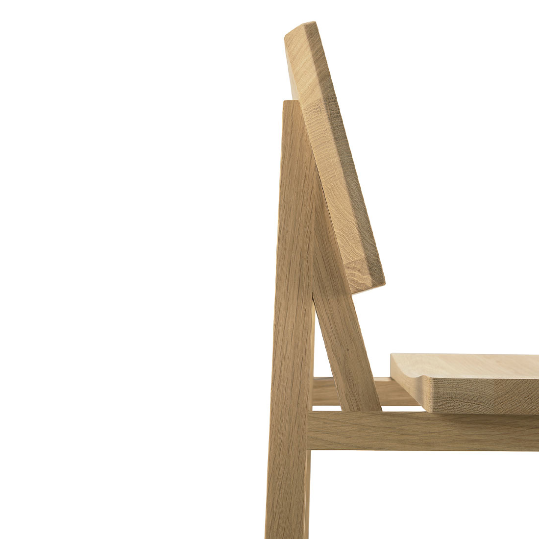 ethnicraft n3 tresenhocker eiche freisteller close up 89231