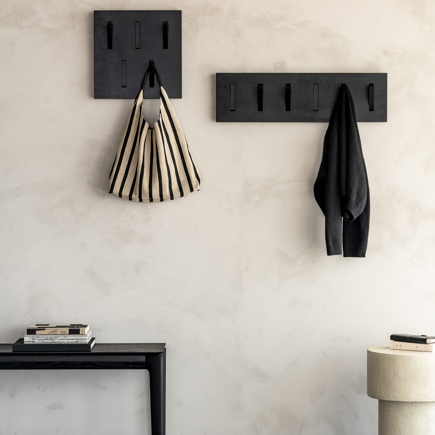 ethnicraft notre monde haken schwarz gross garderobe seitlich 97403