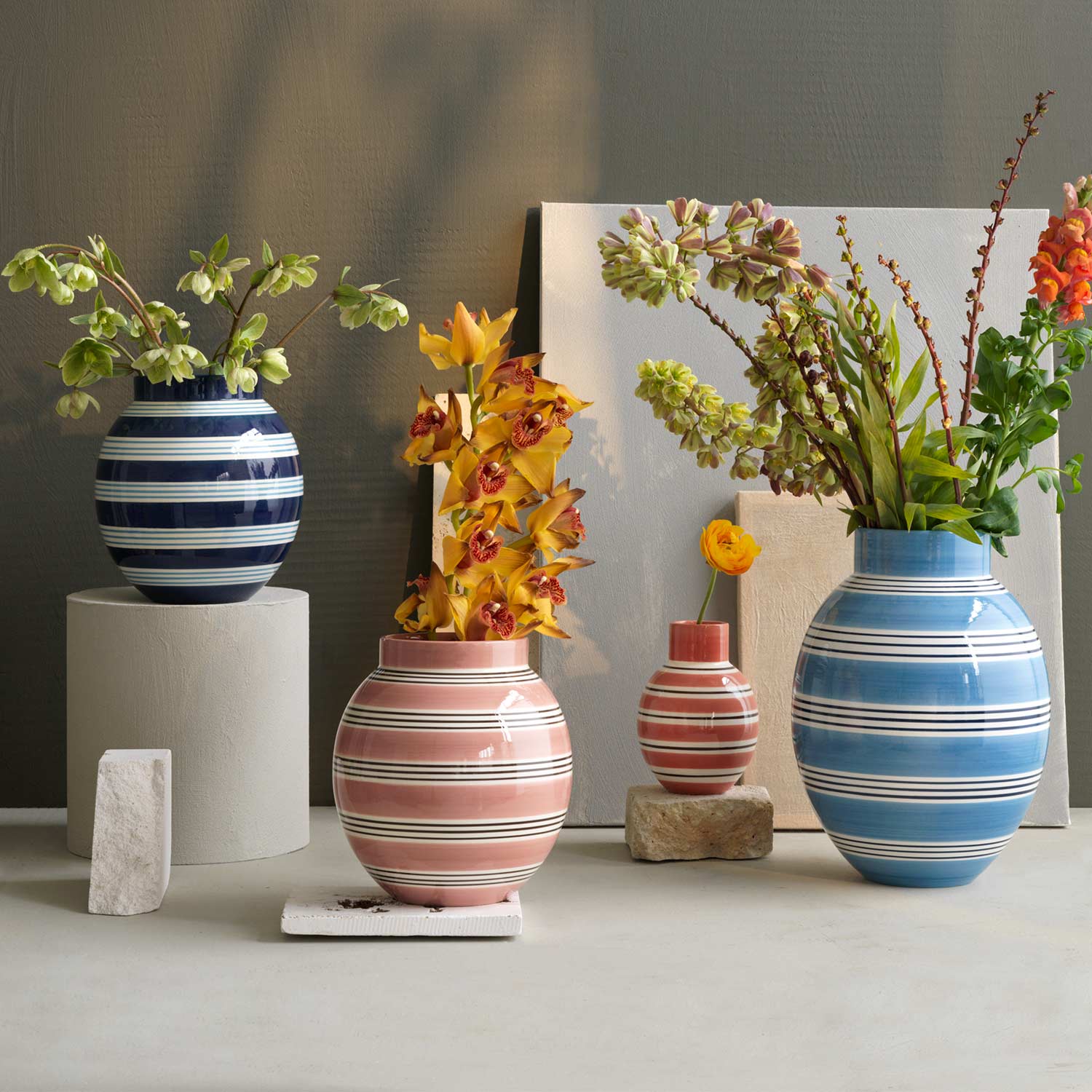 kaehler omaggio nuovo vase tauben rosa dunkelblau 74120