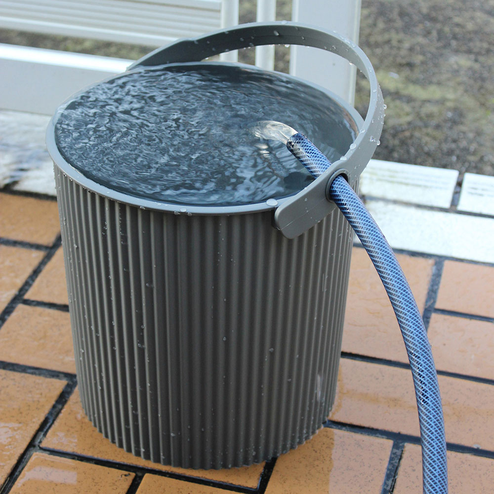 Hachiman - Omnioutil Eimer mit Deckel 10 l flamingo